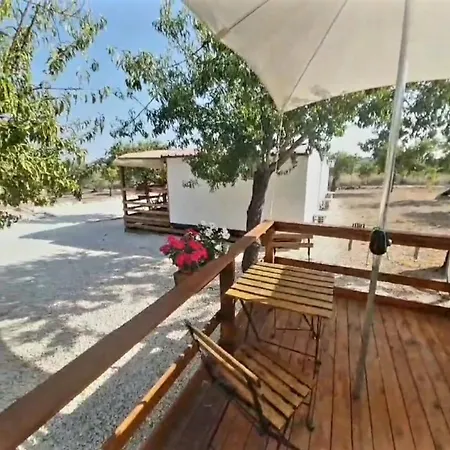 Holiday home Feudomallav Roulotte