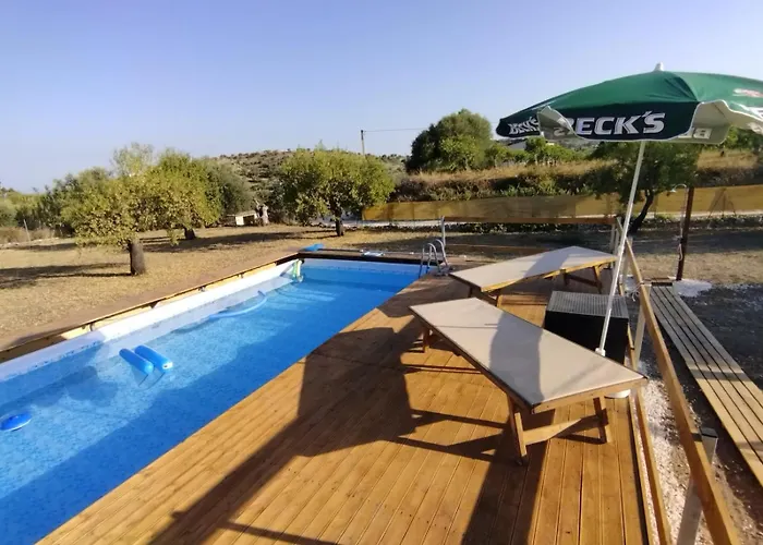 펜션 Feudomallav Roulotte *