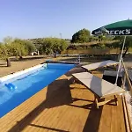 Bed & Breakfast Feudo Mallav - Roulotte 4*