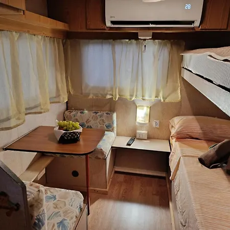 Feudomallav Roulotte Casa de Férias *